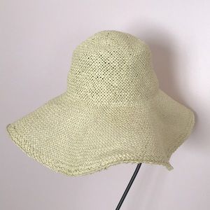 American Eagle woven floppy hat
